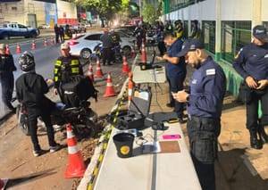 Sete motoristas são presos por embriaguez durante Lei Seca em Cuiabá