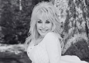 Morre aos 80 anos Dolly Parton, ícone da música country
