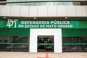 Justiça bloqueia R$ 10,8 mil para garantir fórmula alimentar de alto custo para criança doente