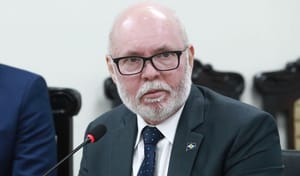 PGE diz que vai colaborar com investigações da PF sobre acordo de R$ 308 milhões com a Oi