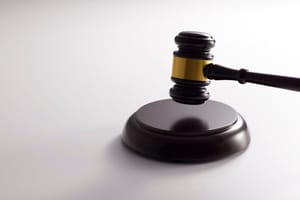 Réu é condenado a 45 anos por duplo homicídio qualificado e organização criminosa