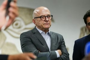 Pivetta nega estratégia eleitoral e diz que Wellington “fugiu” de acusações no debate