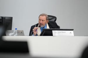 TCE-MT suspende sorteio de 12 carros a professores após suspeita de uso de verba da Saúde