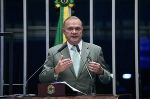 Wellington rejeita “armação eleitoral” e cobra rapidez nas investigações da Heritage