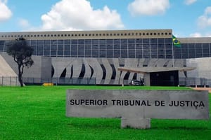 Mulher investigada por movimentar R$ 2,8 milhões para facção tem domiciliar negada pelo STJ