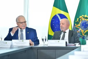 Fachin diz que nenhuma autoridade está acima da Constituição e que resposta a fatos 'graves' será 'firme'