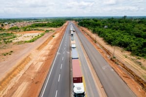 Monitoramento flagra mais de 10 mil pessoas sem cinto de segurança na Rodovia dos Imigrantes