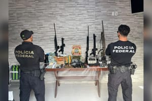 Polícia Federal acha meio milhão de reais em operação contra fraudes em registros de CAC