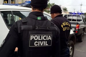 Homem coloca droga no carro da ex-namorada para incriminá-la mas acaba preso pela PJC