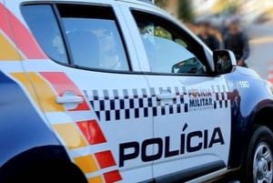 Polícia Militar prende suspeito de agredir irmã e manter pai idoso sob ameaça em Cuiabá