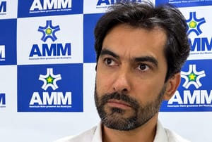 Tribunal de Justiça de MT interrompe eleição da AMM com prefeitos já votando; veja o vídeo