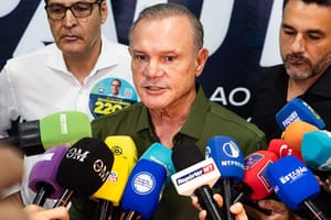 Wellington rebate Balbinotti e diz que agenda impediu ida a evento de Medeiros; veja o vídeo