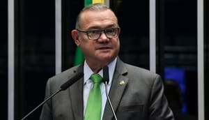 Wellington nega cobrança de percentual em emendas e questiona silêncio de ex-prefeito por 20 anos