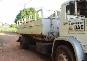 DAE mantém caminhões-pipa por mais um ano em VG e contrato supera R$ 2,3 milhões