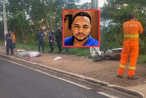 Jovem tenta ajustar capacete, perde controle da moto e morre após atingir poste em Diamantino