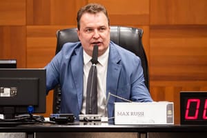 Max Russi confirma que buscará reeleição na presidência da Assembleia Legislativa