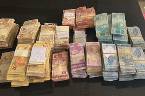 Polícia Federal cumpre 20 mandados e apreende mais de R$ 230 mil em dinheiro