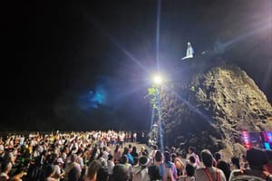 Veja vídeo: 3 mil fiéis caminham 25 km em homenagem a Nossa Senhora em MT