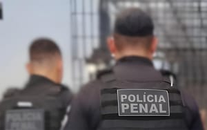 Advogado é conduzido à delegacia após scanner corporal detectar substâncias não identificadas