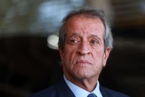 Valdemar visita o ex-presidente Jair Bolsonaro e critica carta de Flávio: "Não gostei"