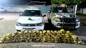 Suspeito troca tiros com Gefron e 59 quilos de maconha são apreendidos em Cáceres