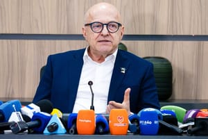 "Algumas pessoas serão desconvidadas", diz Pivetta ao comentar reforma administrativa