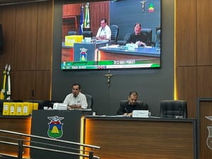 CPI pede anulação de contrato da CS Mobi firmado por Emanuel e aponta indícios de crimes