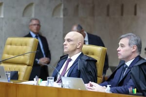PGR diz não ver abuso de Mendonça apontado por Moraes em pedido de investigação